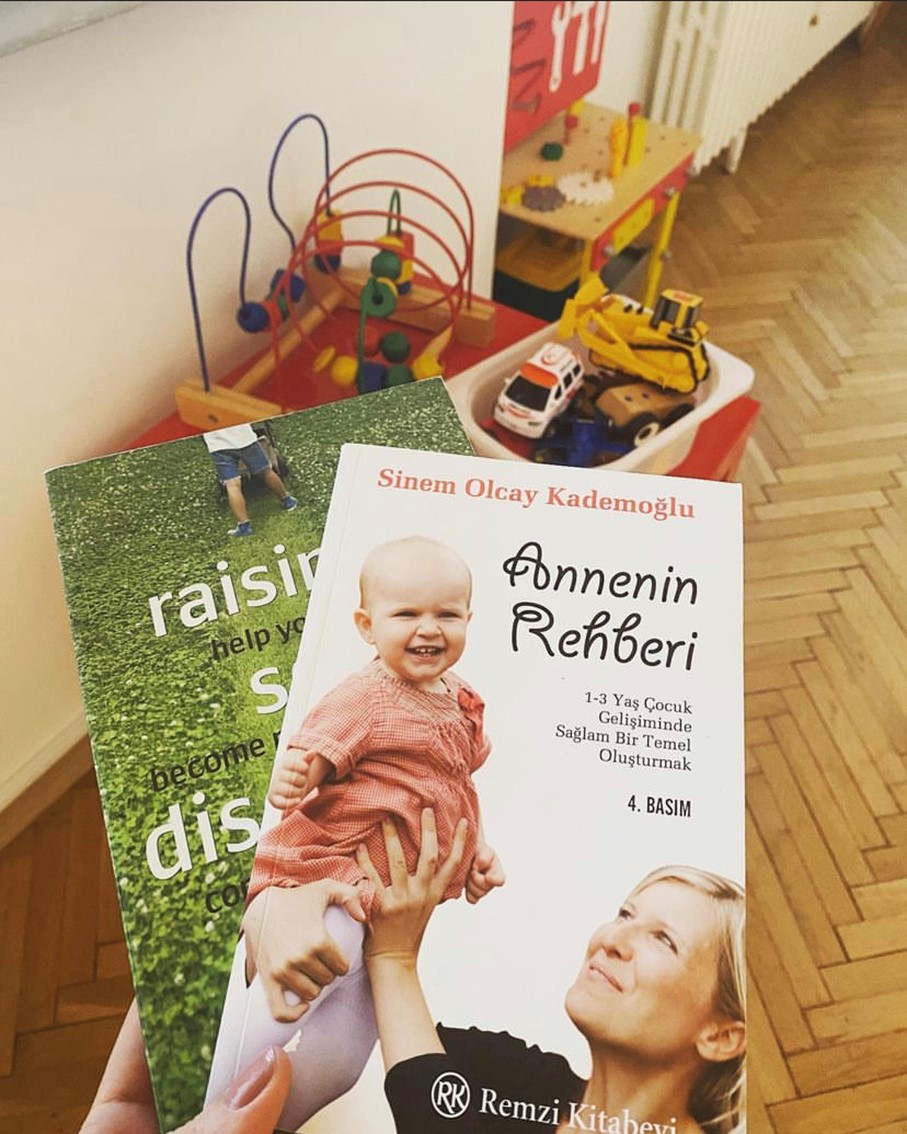 Annenin Rehberi kitap kapağı